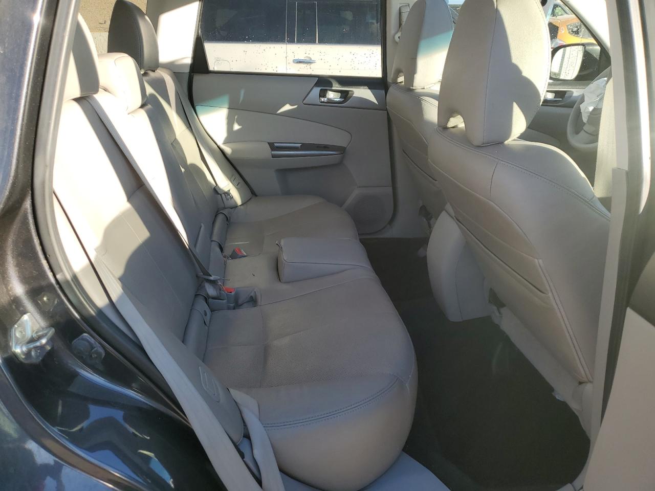 2013 Subaru Forester - Image 10