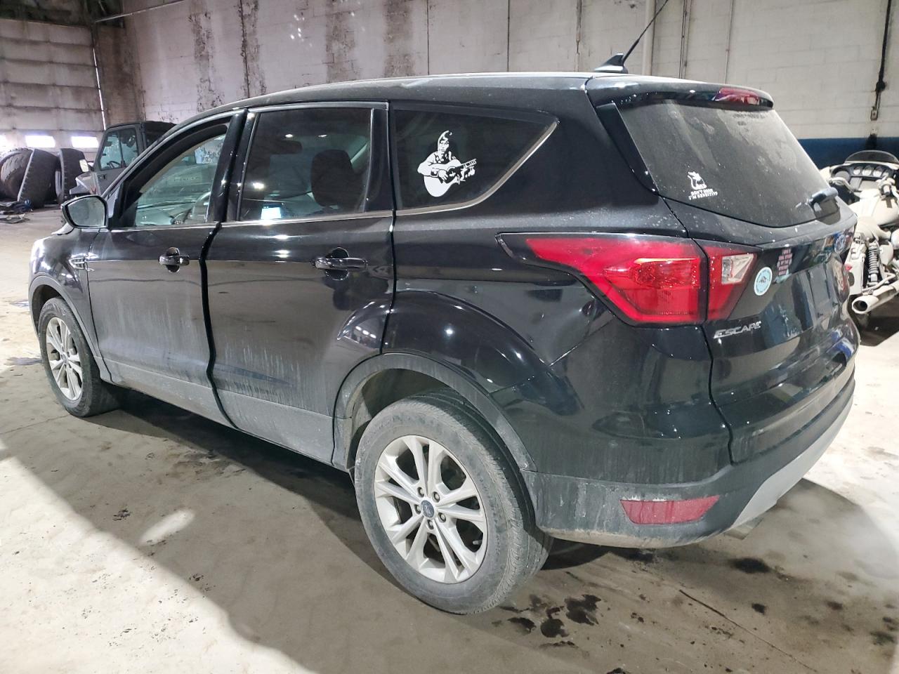 2019 Ford Escape - Image 2