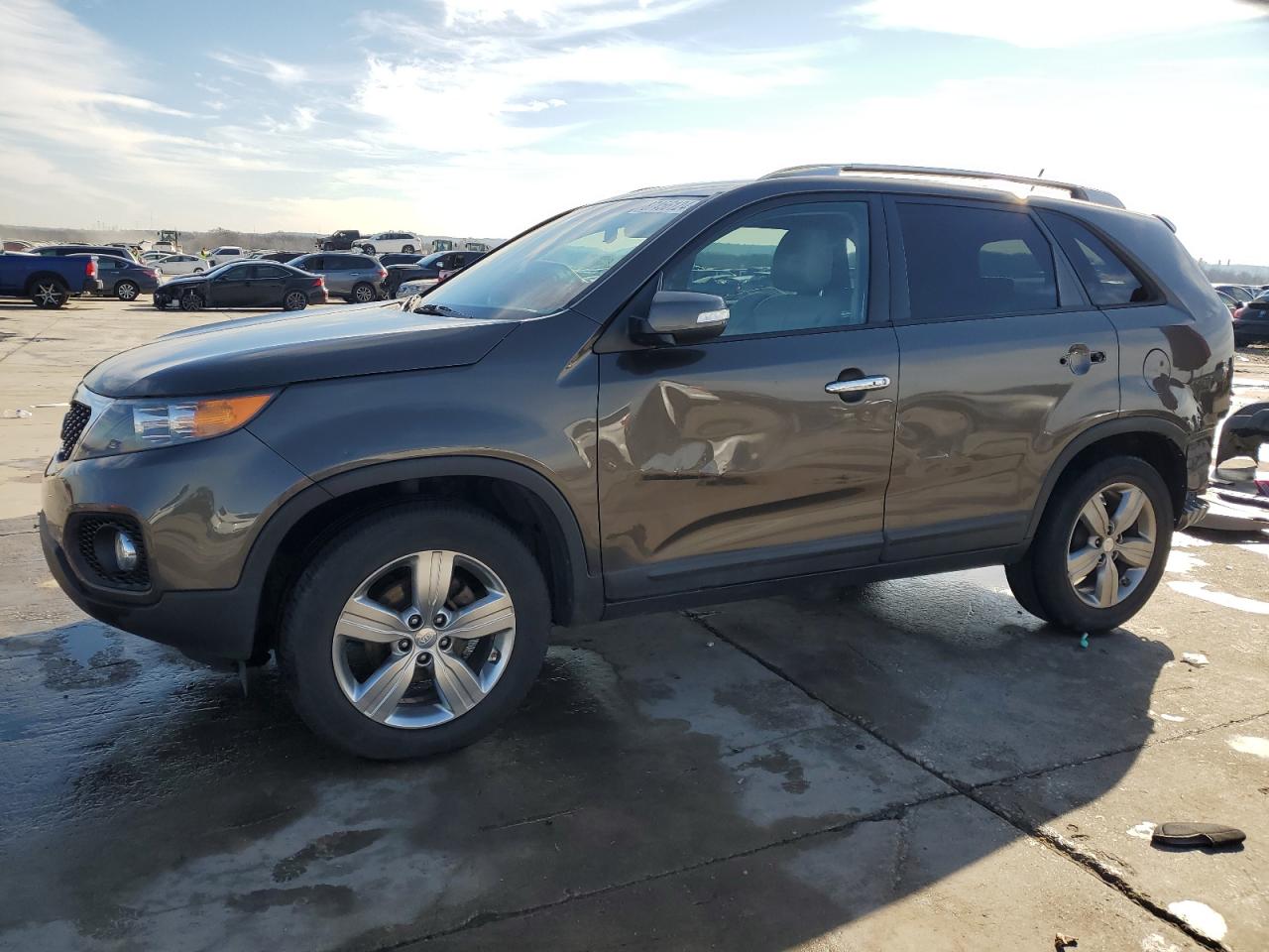 2013 Kia Sorento - Image 1
