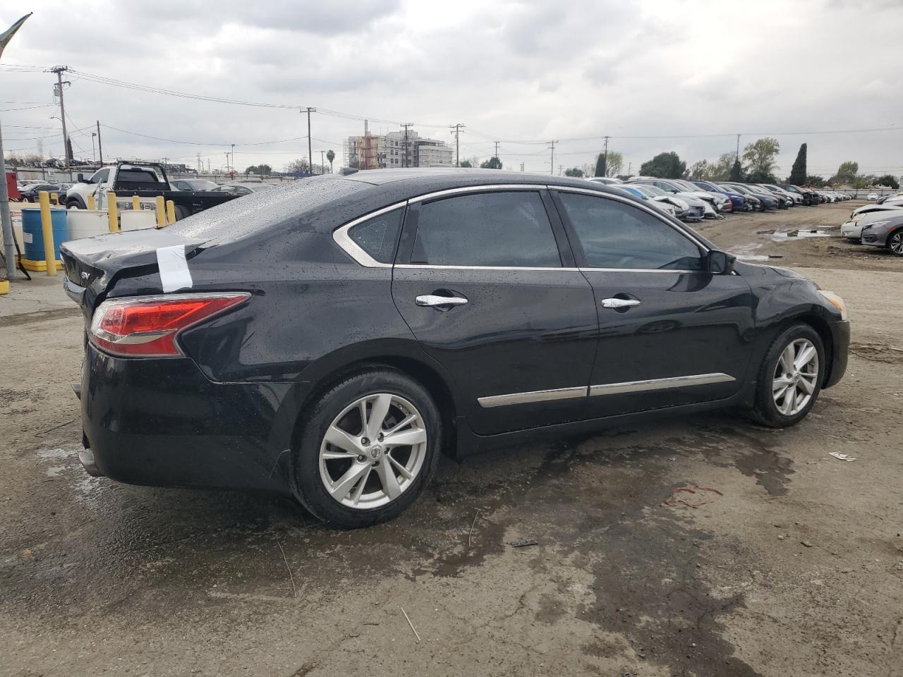 2015 Nissan Altima - Image 3