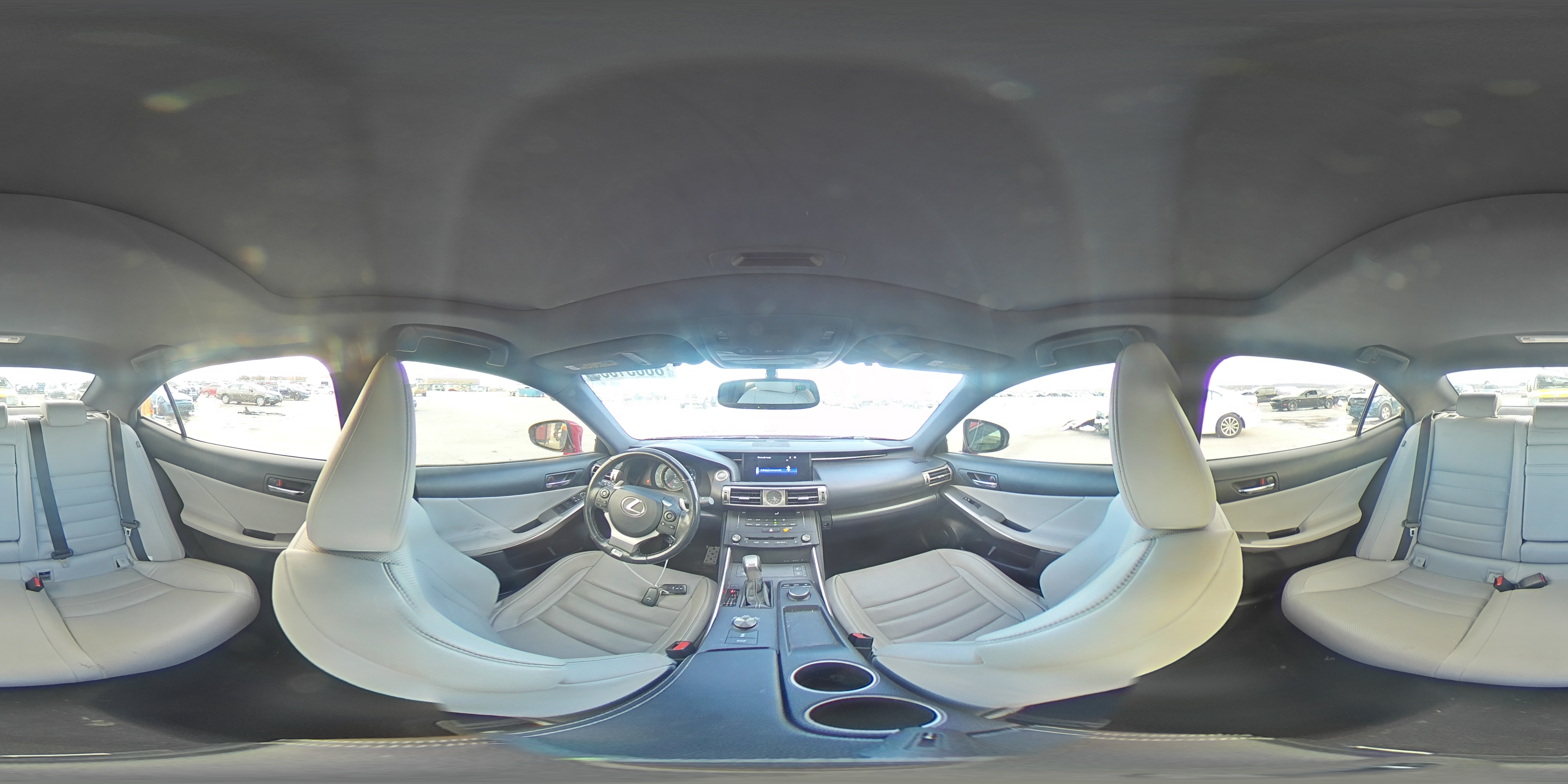 2016 Lexus IS - Image 15