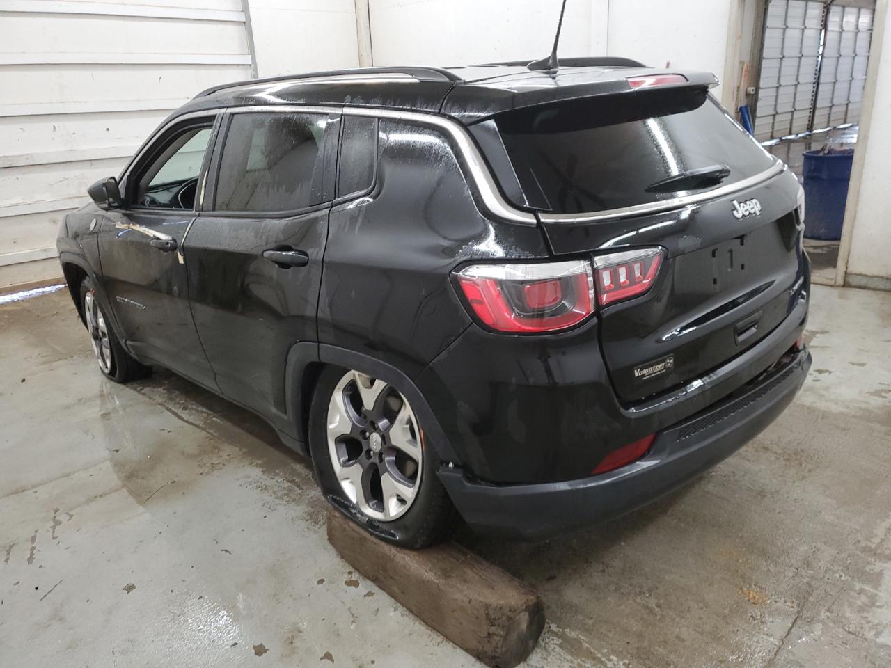 2020 Jeep Compass - Image 2