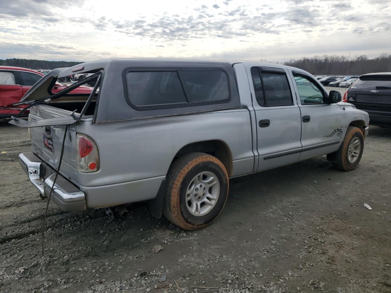 2001 Dodge Dakota - Image 3