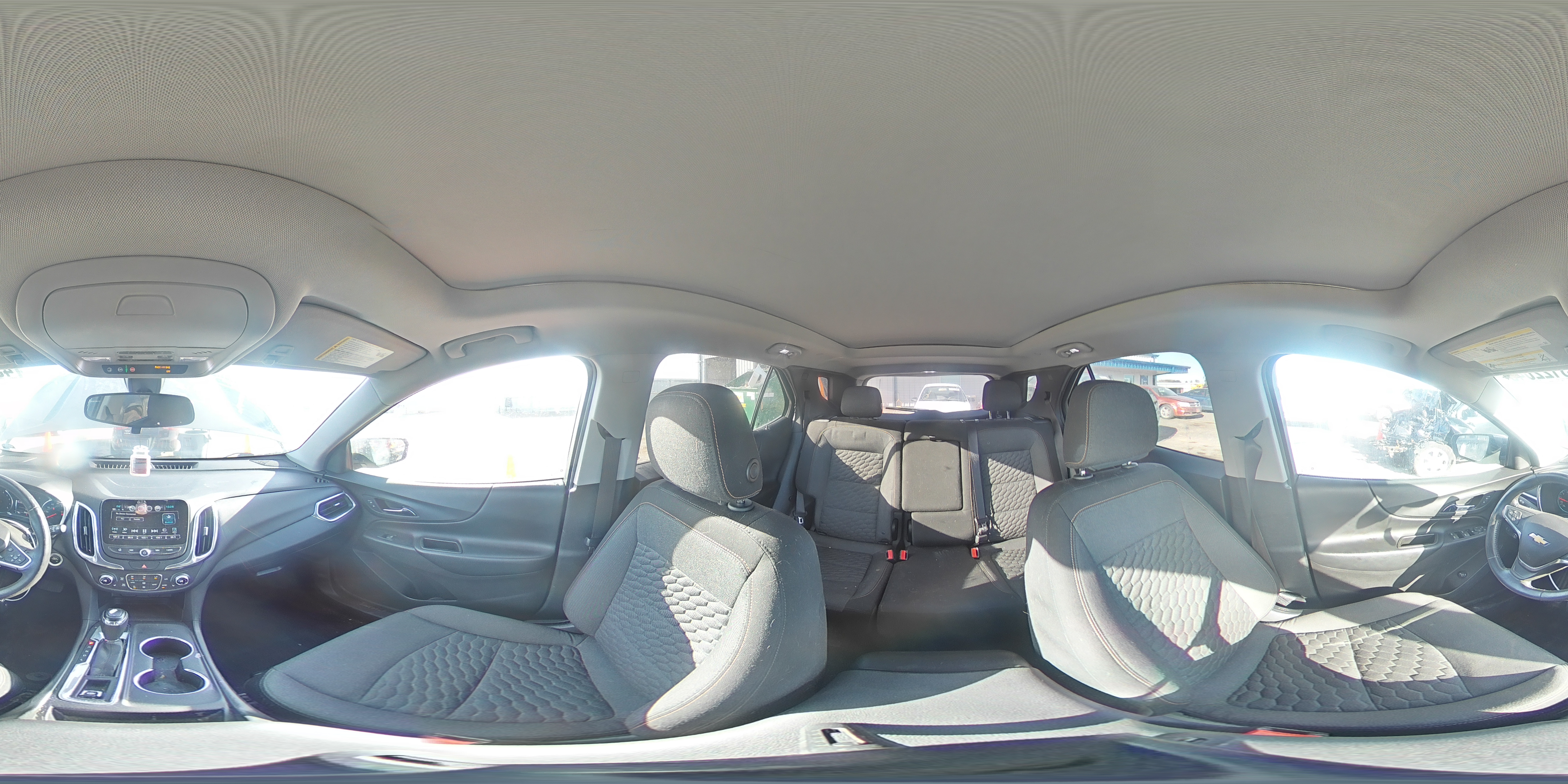 2018 Chevrolet Equinox - Image 13