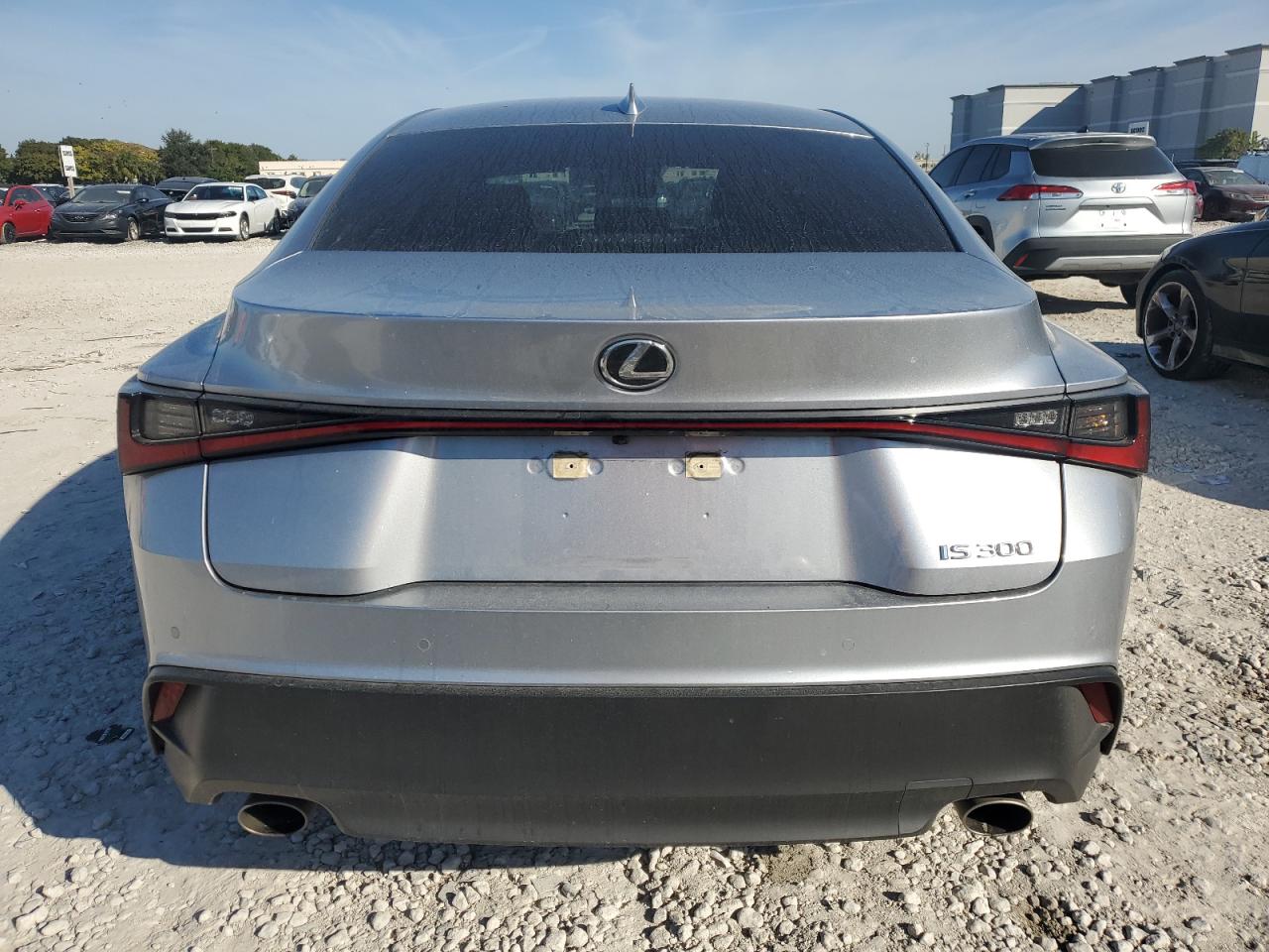 2023 Lexus IS - Image 6