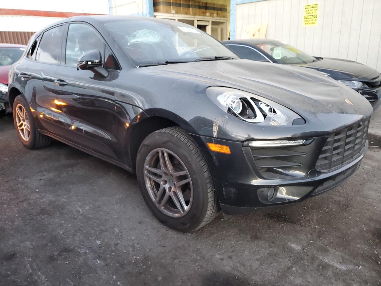2017 Porsche Macan - Image 4