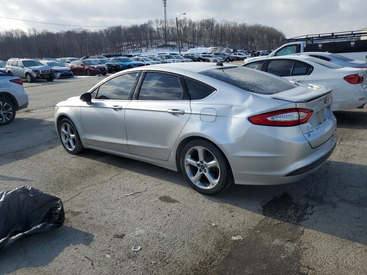 2016 Ford Fusion - Image 2