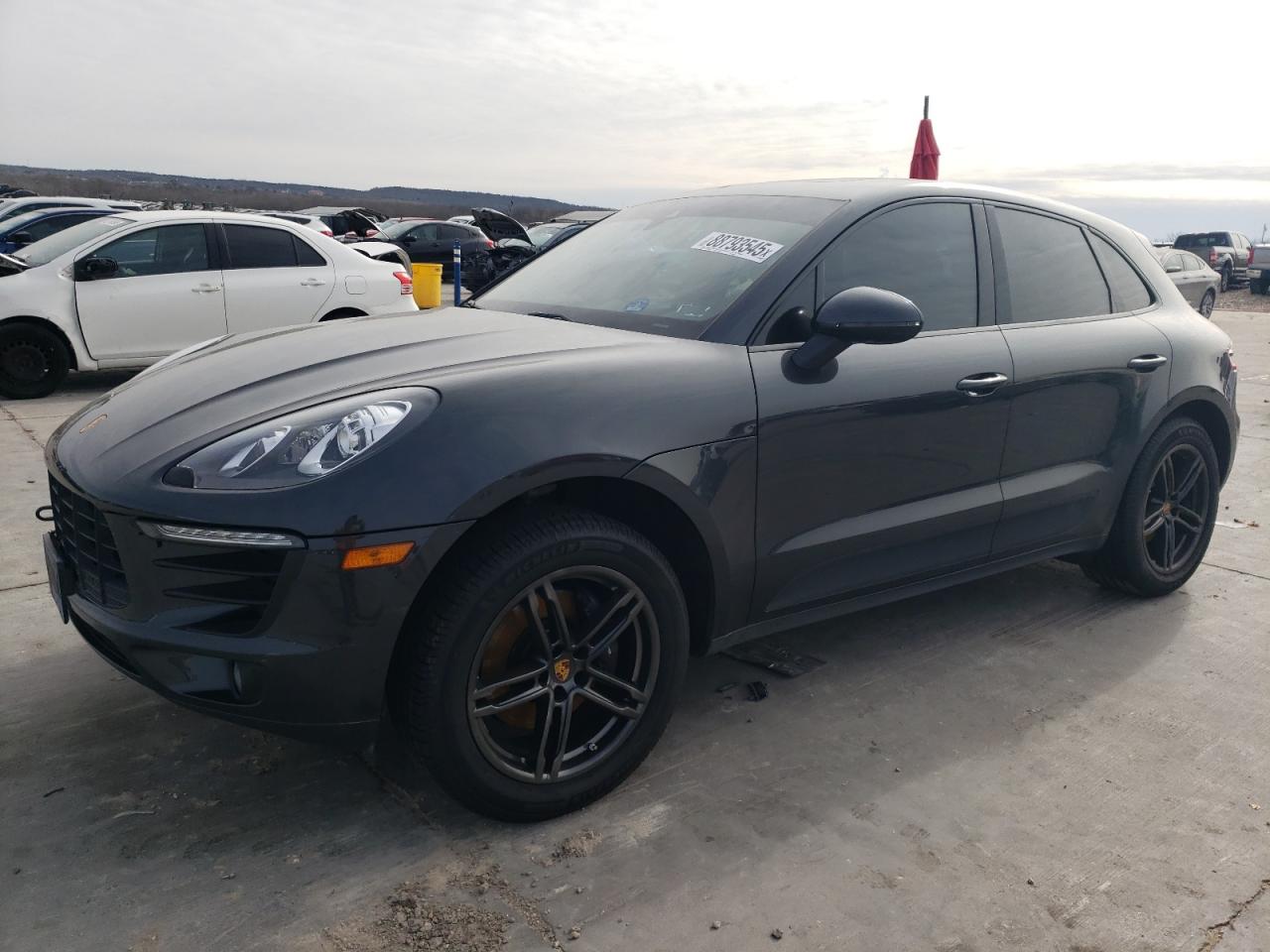 2017 Porsche Macan - Image 1