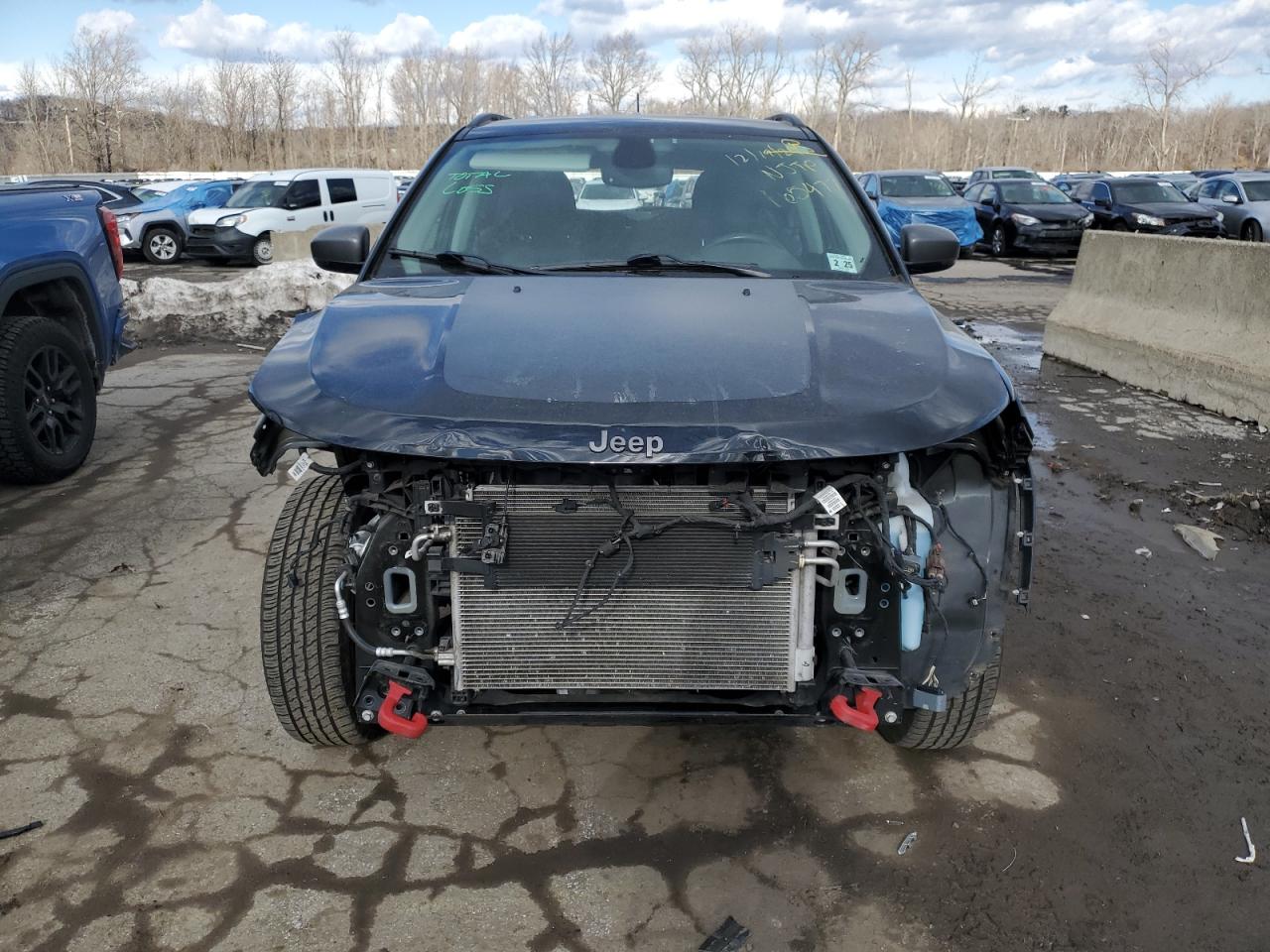 2020 Jeep Compass - Image 5