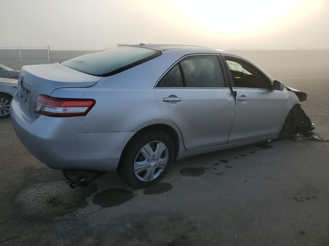 2010 Toyota Camry - Image 3