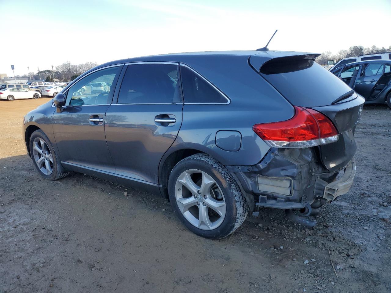 2009 Toyota Venza - Image 2