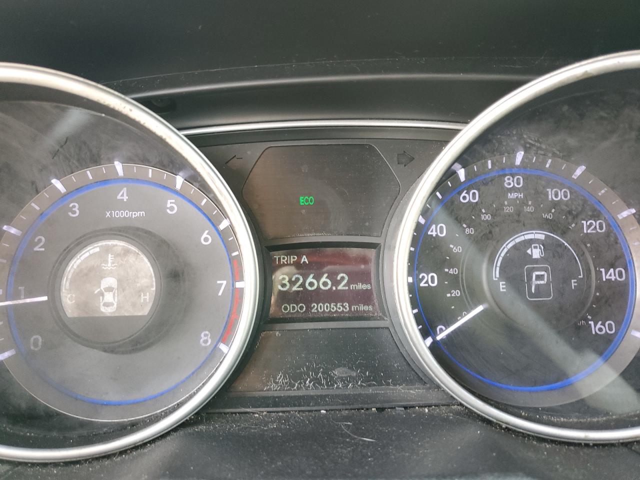 2011 Hyundai Sonata - Image 9