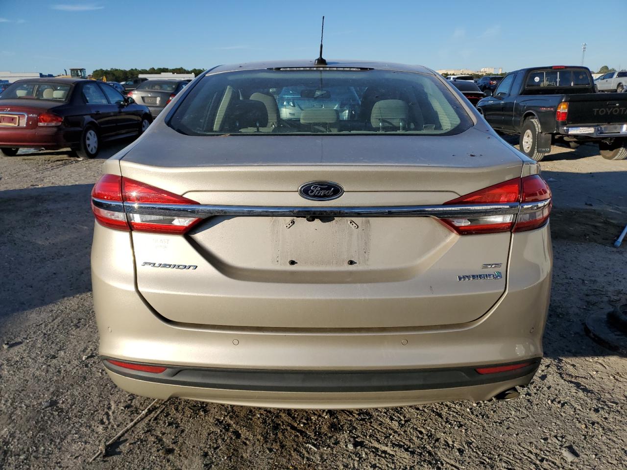 VIN 3FA6P0LU7HR249272 2017 FORD FUSION no.6