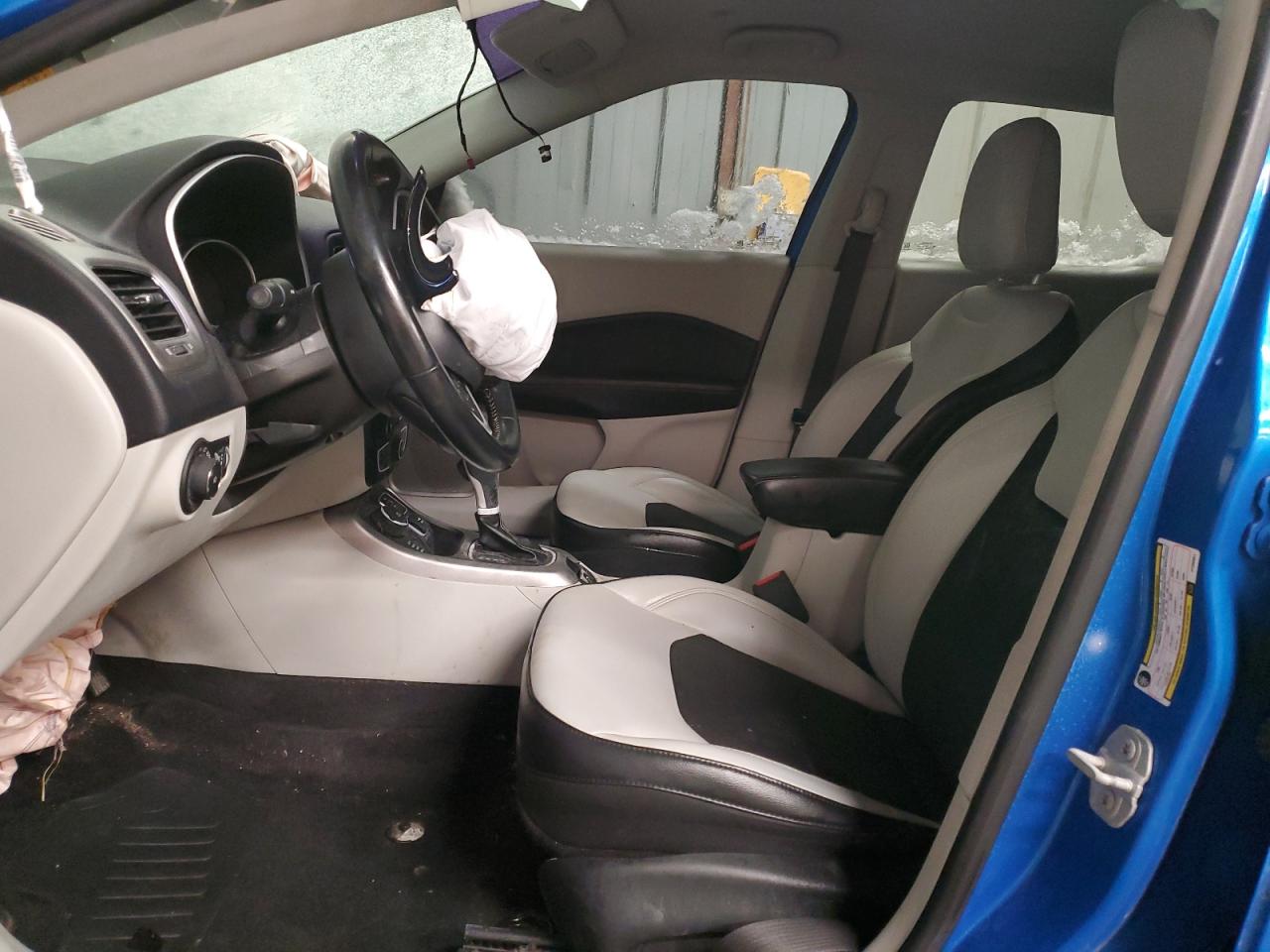 2018 Jeep Compass - Image 7