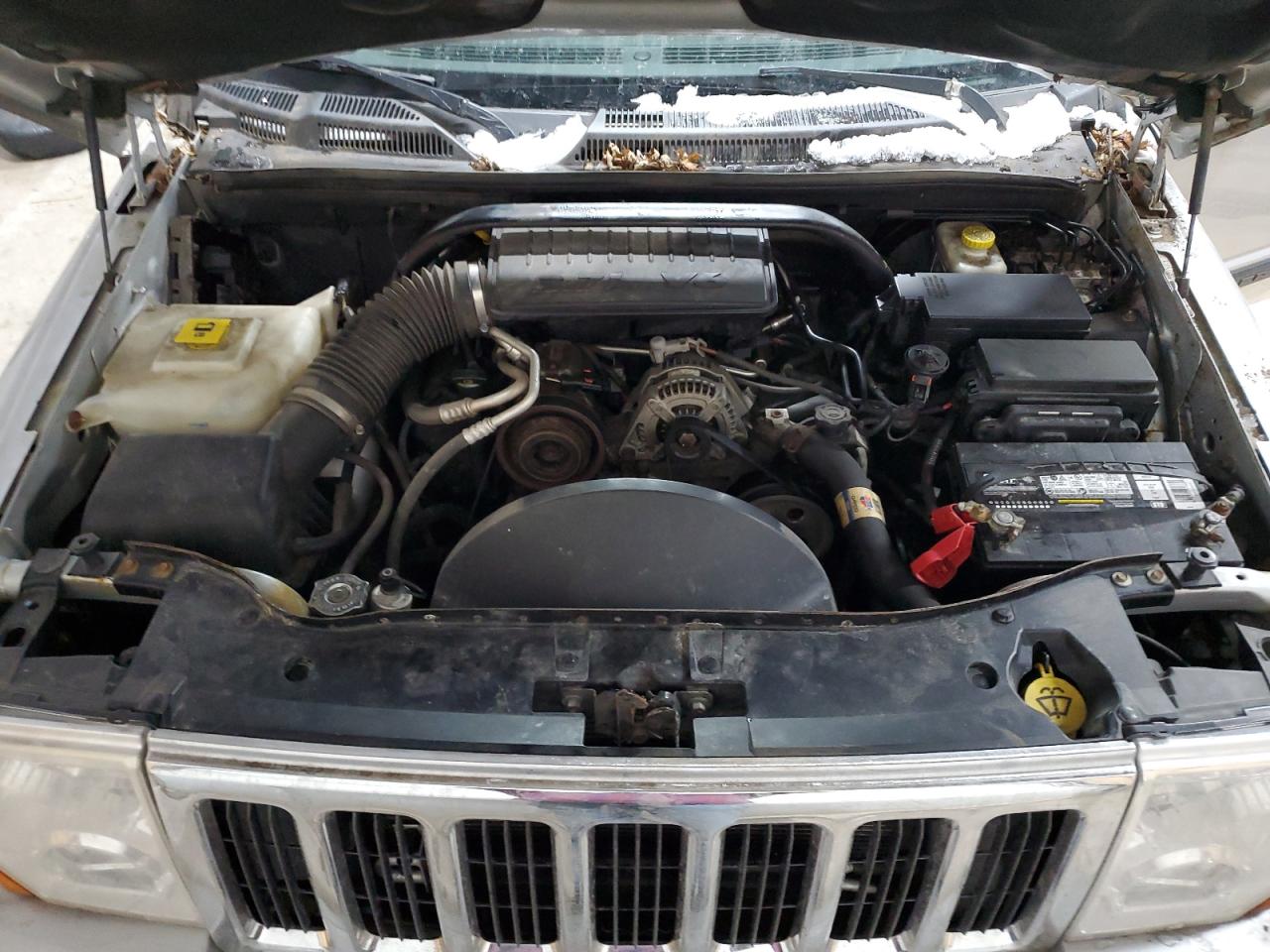 2008 Jeep Commander - Image 12