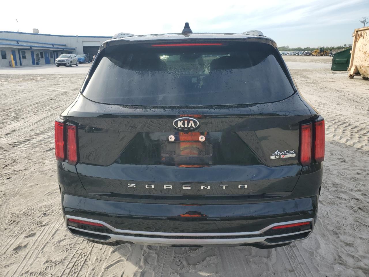 2021 Kia Sorento - Image 6