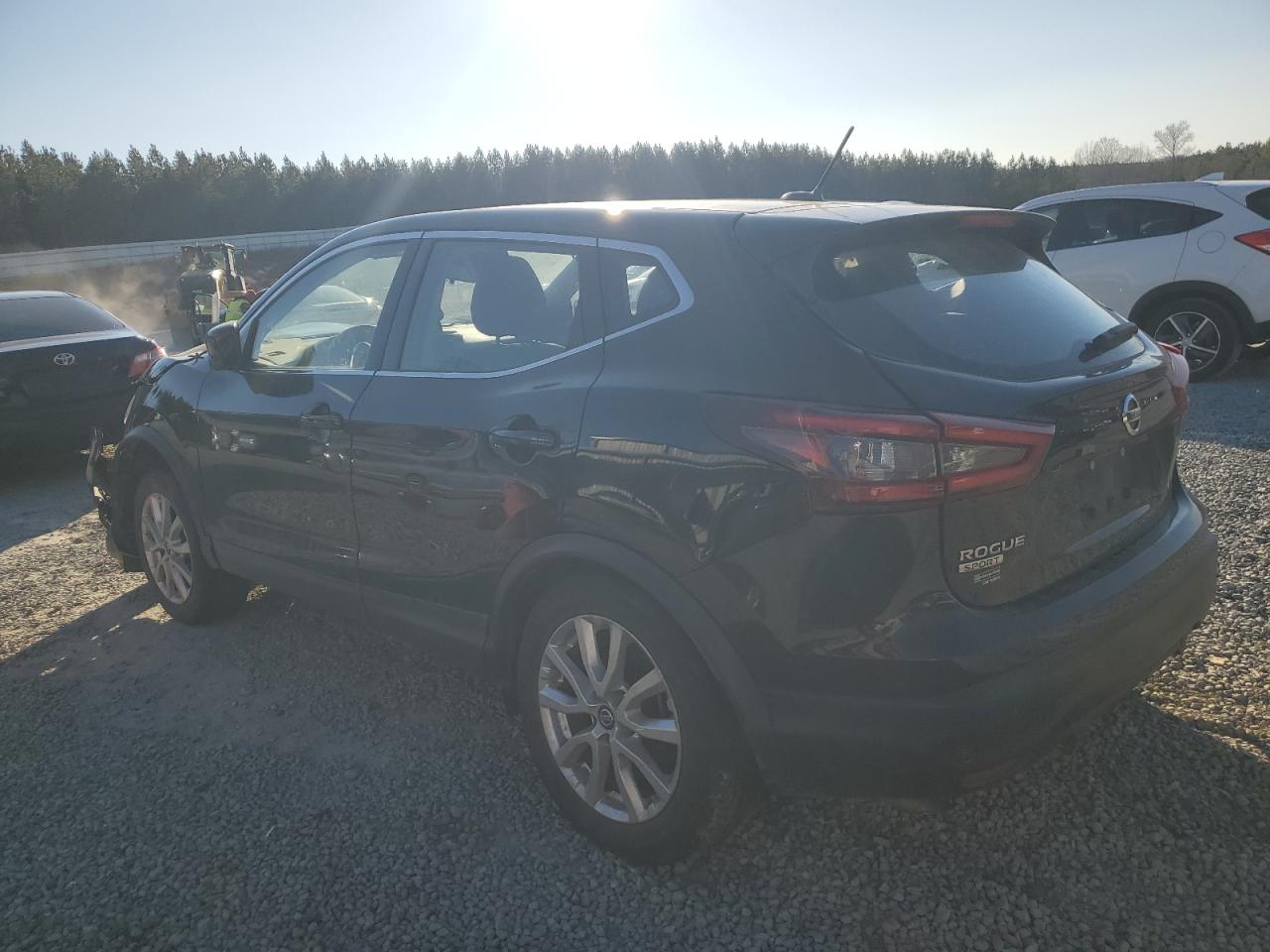 2021 Nissan Rogue - Image 2