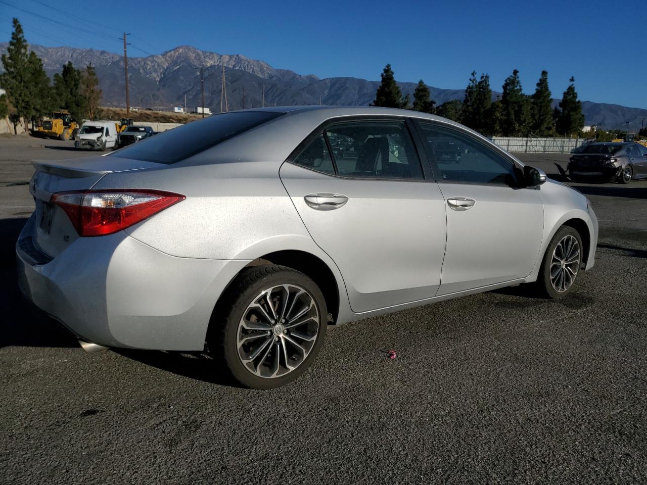 2016 Toyota Corolla - Image 3