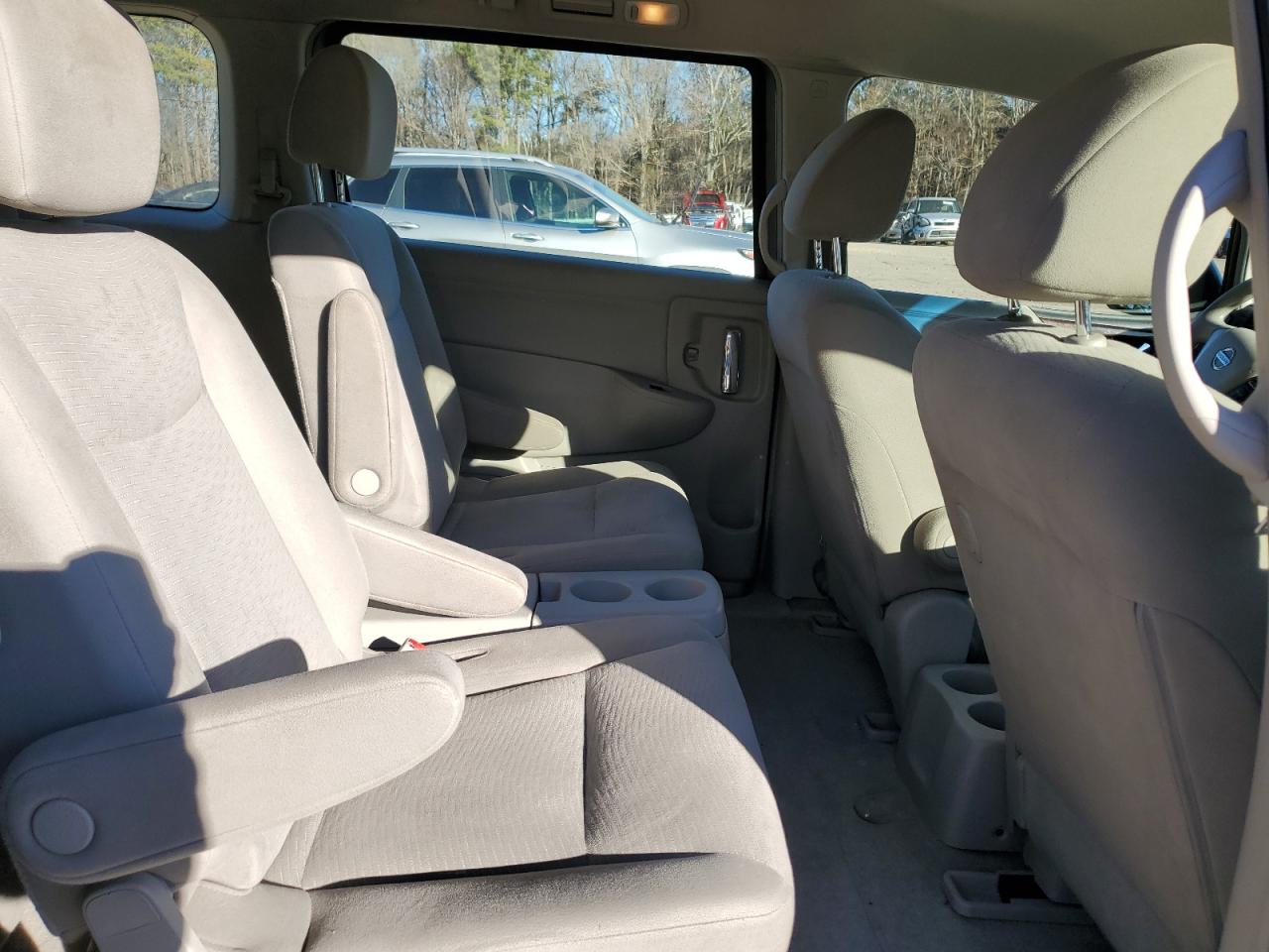 2013 Nissan Quest - Image 11