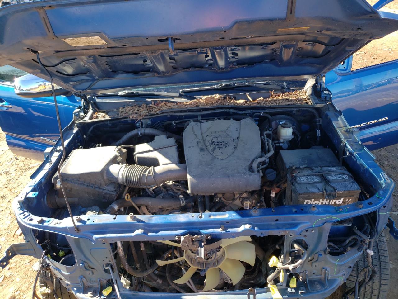 2016 Toyota Tacoma - Image 11