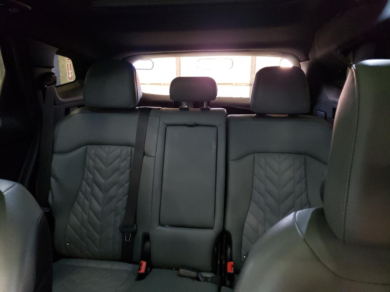 2023 Kia Sportage - Image 10