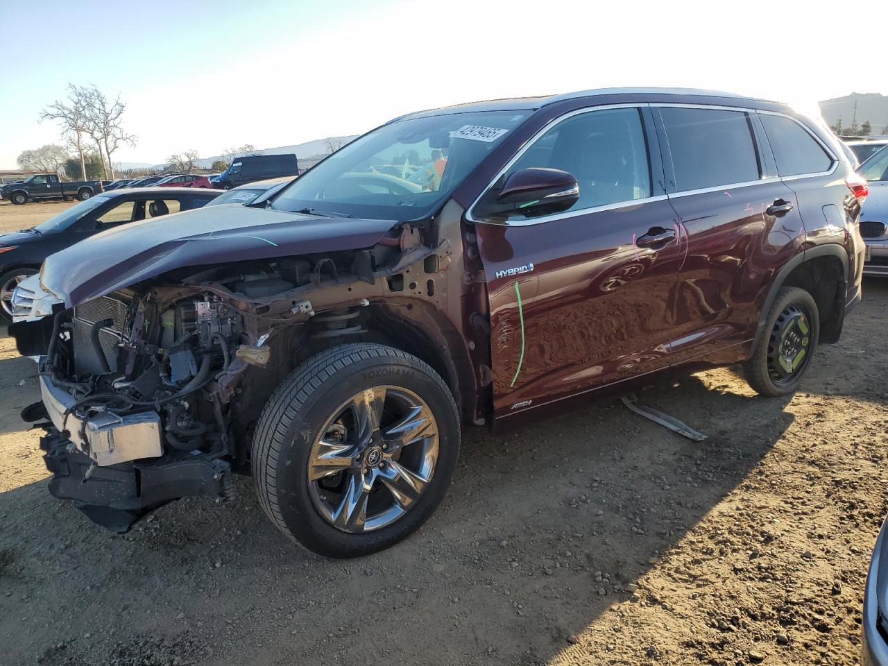 2019 Toyota Highlander - Image 1