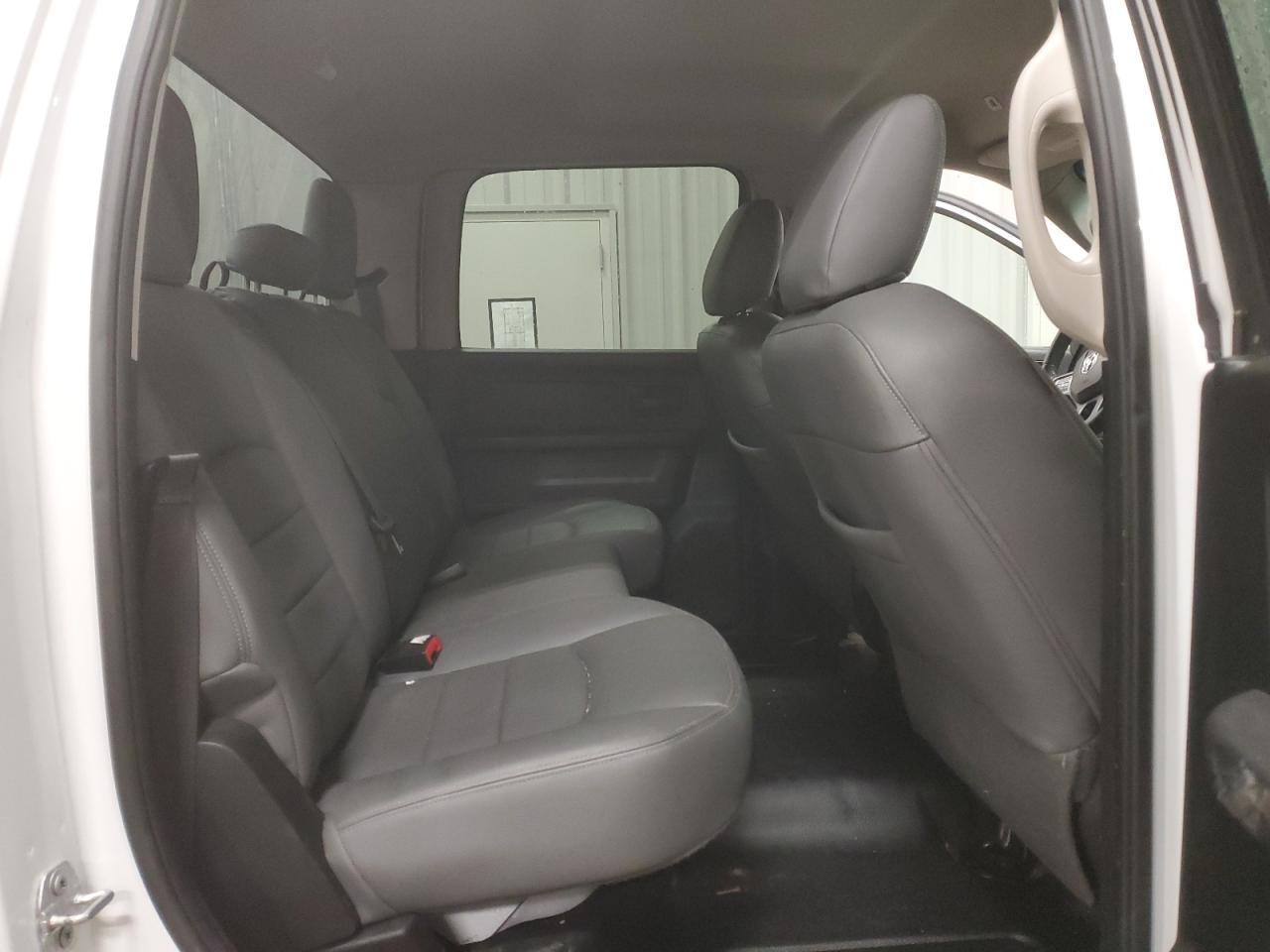 2018 RAM 2500 - Image 10
