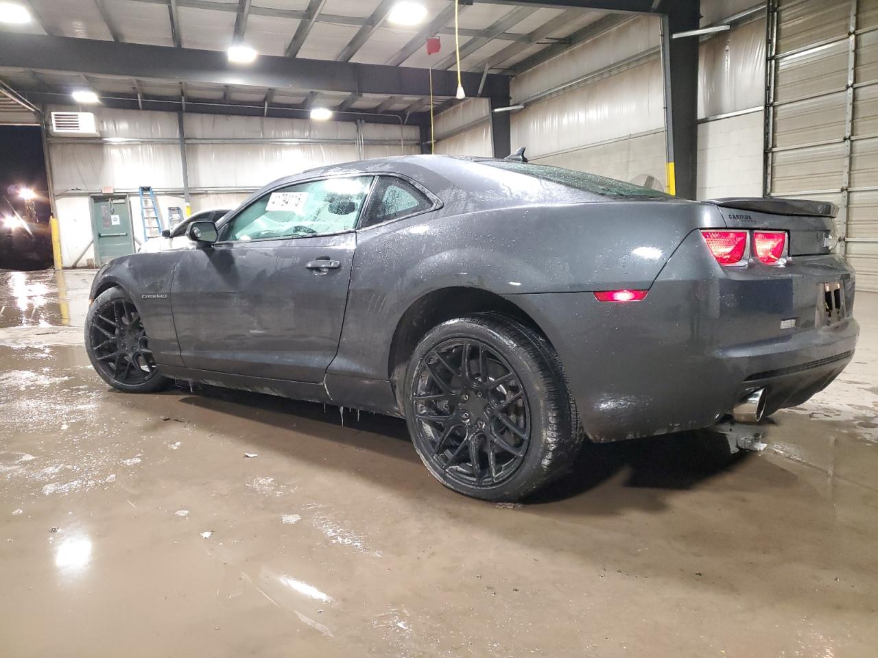 2011 Chevrolet Camaro - Image 2