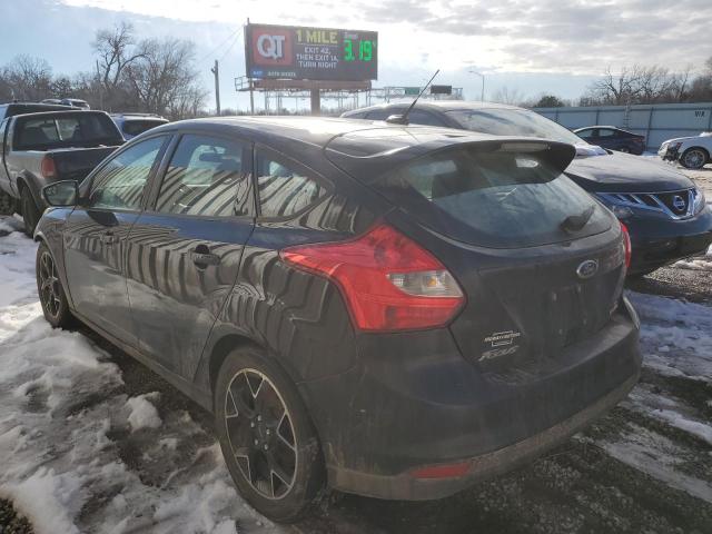 Hatchbacks FORD FOCUS 2014 Czarny