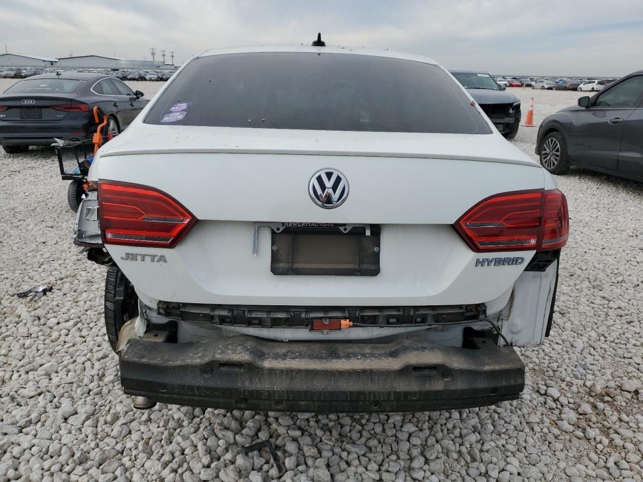 2014 Volkswagen Jetta - Image 6