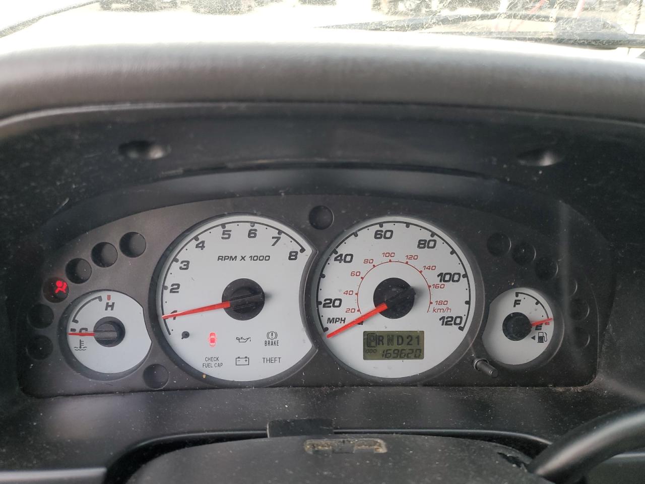2004 Ford Escape - Image 9