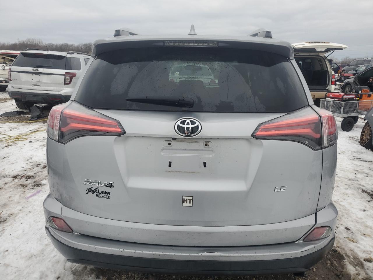 2016 Toyota RAV 4 - Image 6