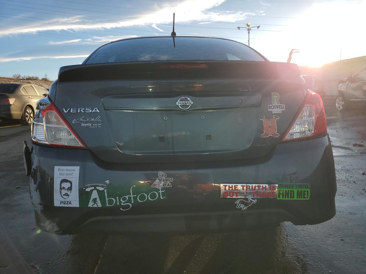 2017 Nissan Versa - Image 6