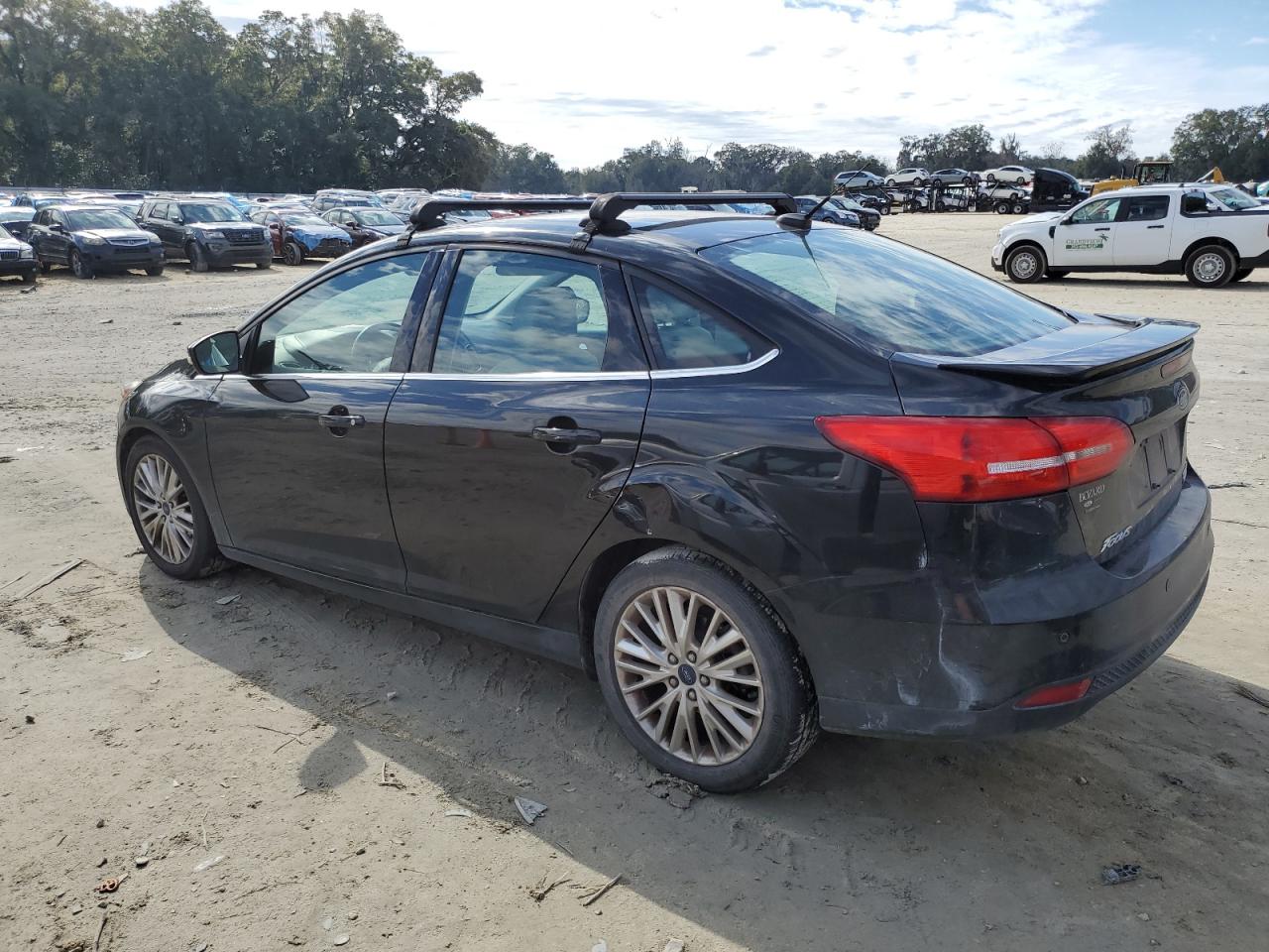2015 Ford Focus - Image 2