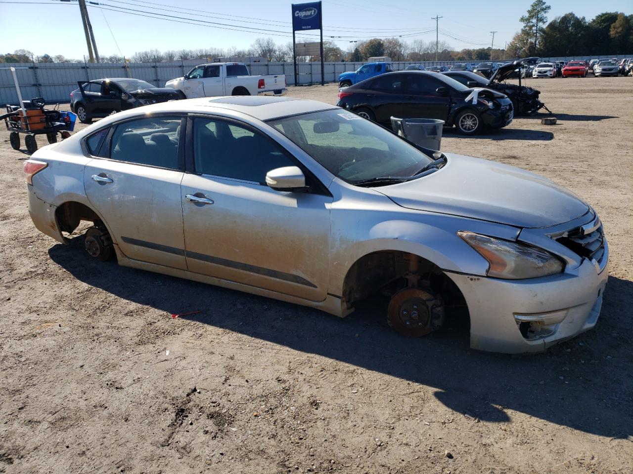 2015 Nissan Altima - Image 4