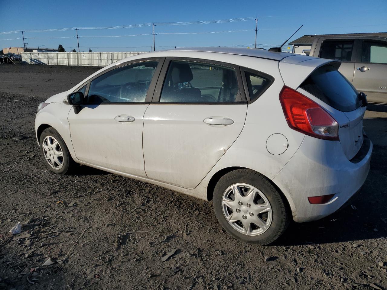 2016 Ford Fiesta - Image 2