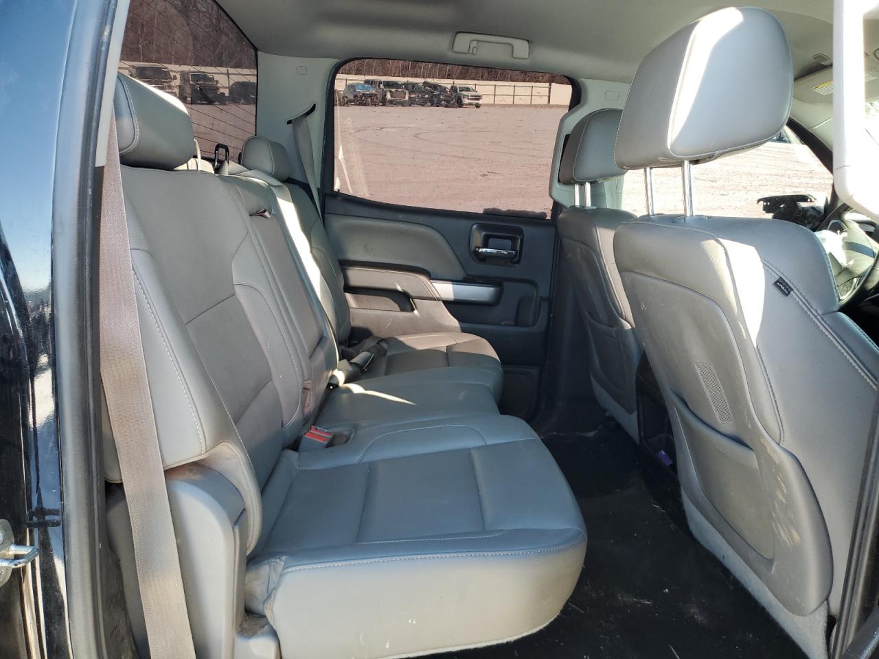 2014 Chevrolet Silverado - Image 11