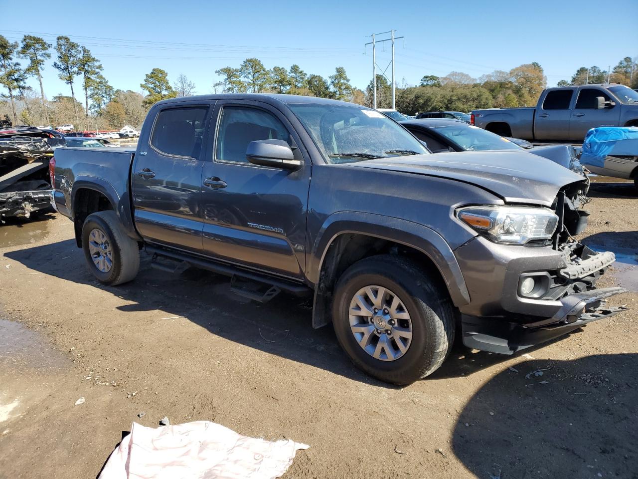 2017 Toyota Tacoma - Image 4
