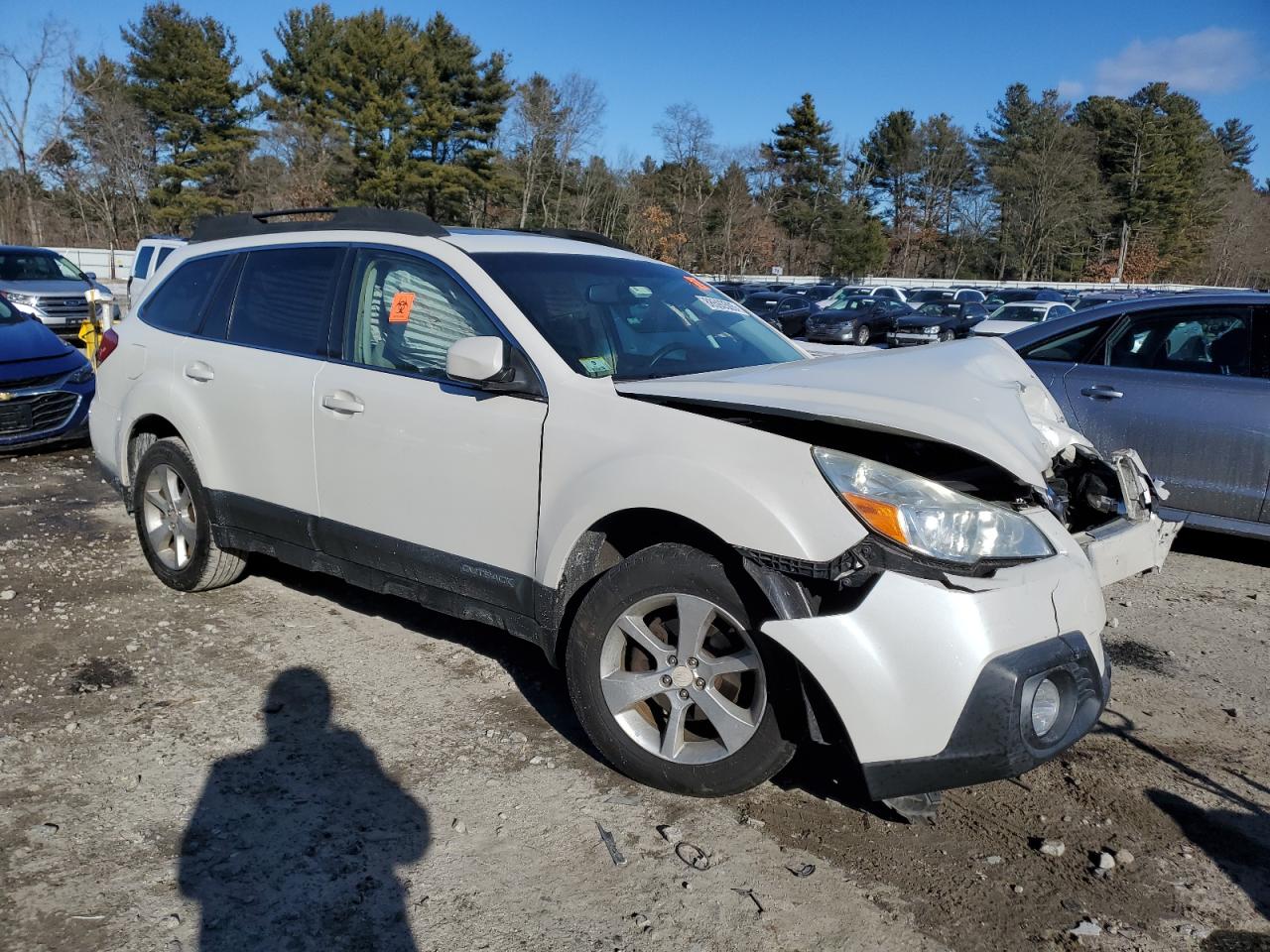 2014 Subaru Outback - Image 4