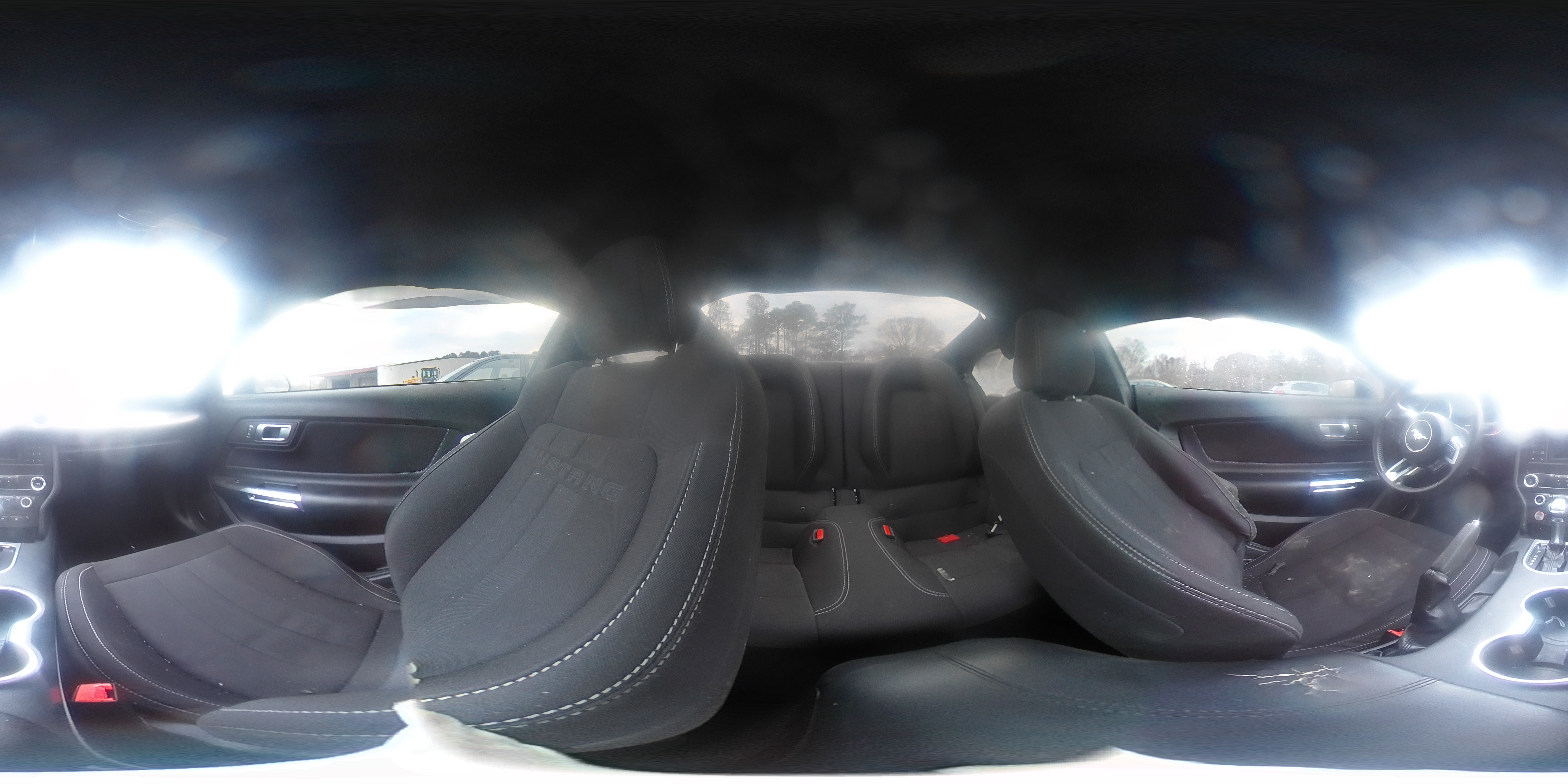 2021 Ford Mustang - Image 13