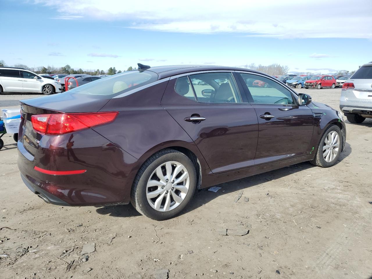 VIN 5XXGN4A76EG294772 2014 KIA OPTIMA no.3