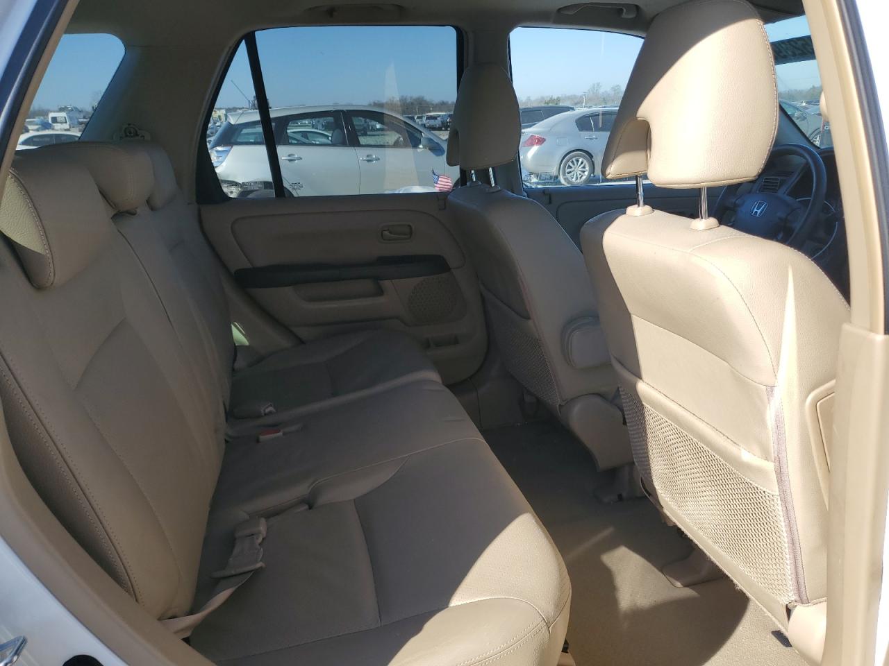 2006 Honda CR-V - Image 11