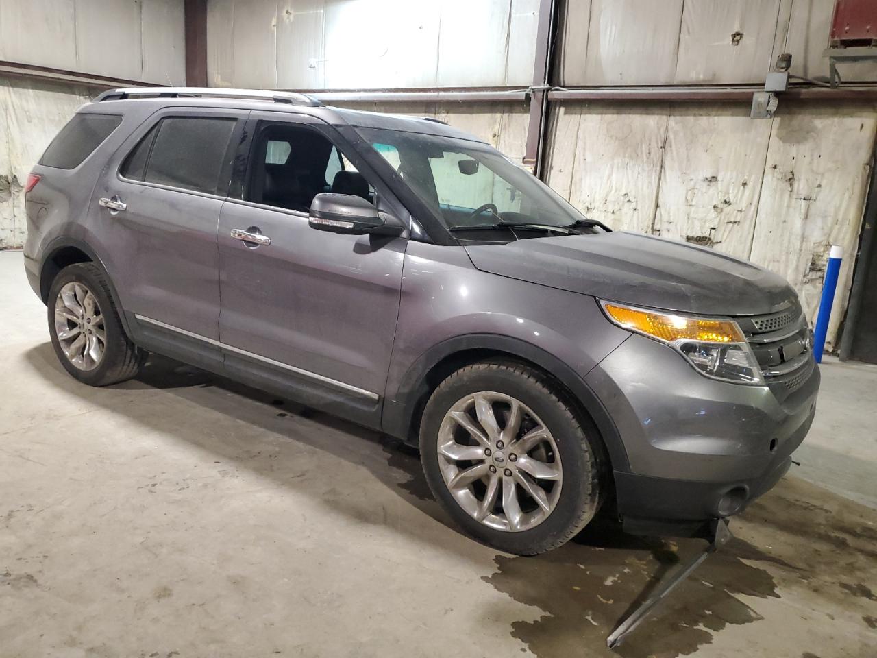 2014 Ford Explorer - Image 4