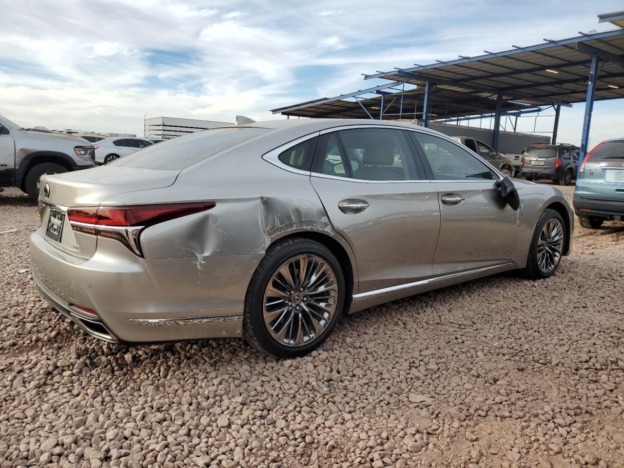 2020 Lexus LS - Image 3