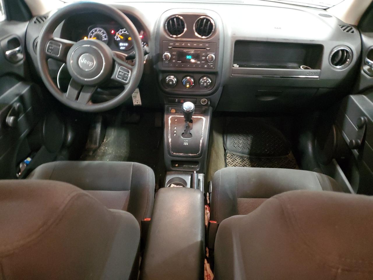 2016 Jeep Liberty (Patriot) - Image 8