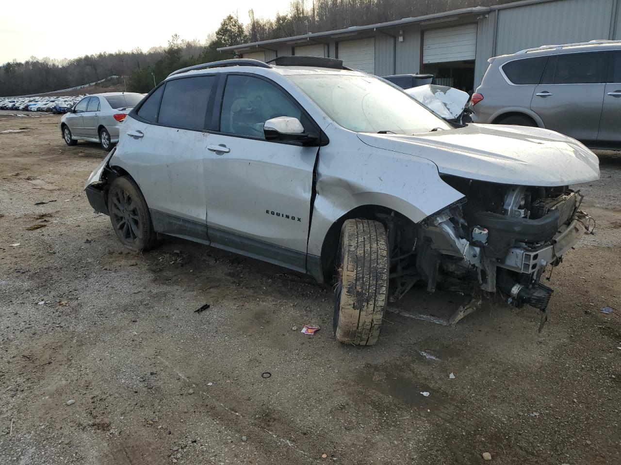 2022 Chevrolet Equinox - Image 4