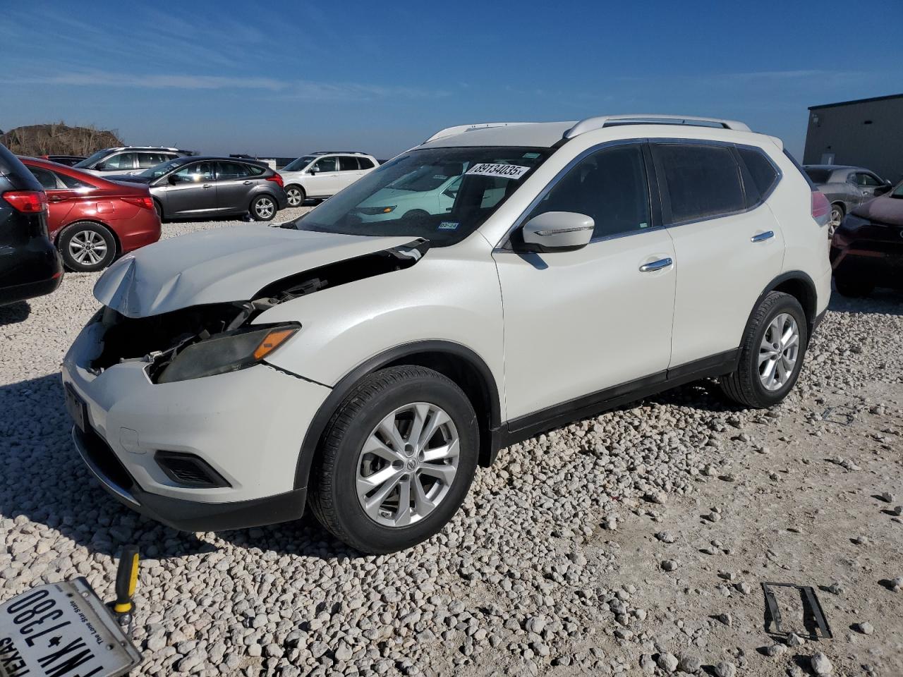 2015 Nissan Rogue - Image 1
