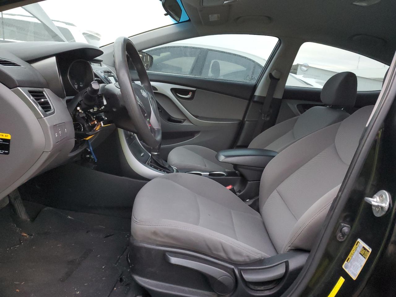 2015 Hyundai Elantra - Image 7