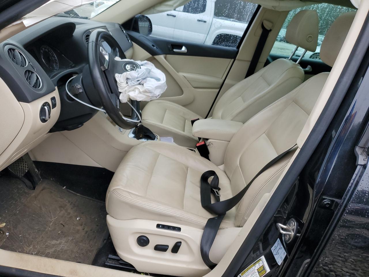 2016 Volkswagen Tiguan - Image 7