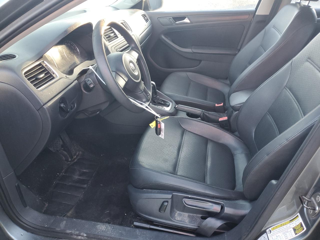 2014 Volkswagen Jetta - Image 7